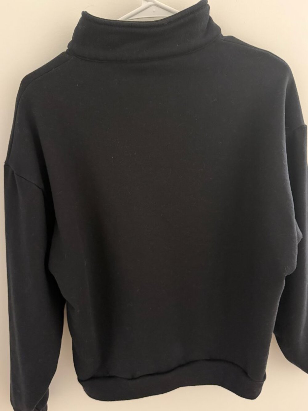 Alo Yoga Accolade 1/4 Zip Pullover Black - Picture 2 of 3